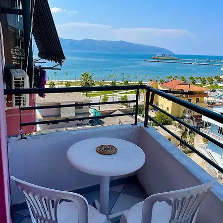 Sea View *